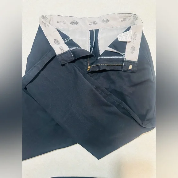 Urban Outfitters dickies - Picture 1 of 6